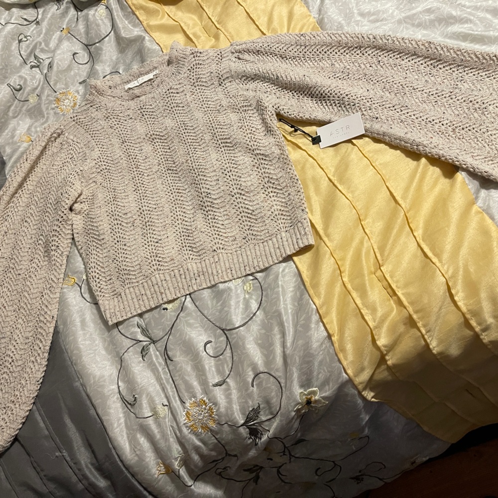 ASTR SWEATER